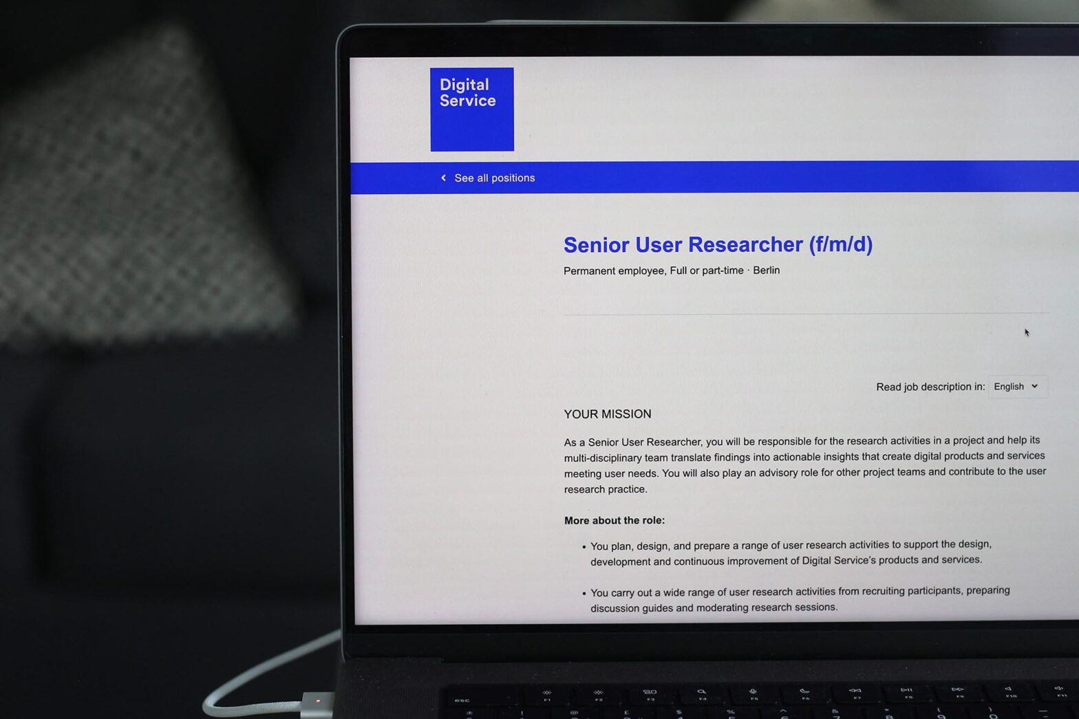 Screen showing the job description for a senior user researcher role